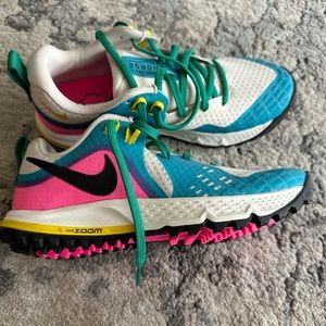 Hiking running shoes Nike